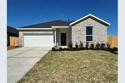 9235 Alaska Shores Drive, Baytown, TX 77521 - Photo 1