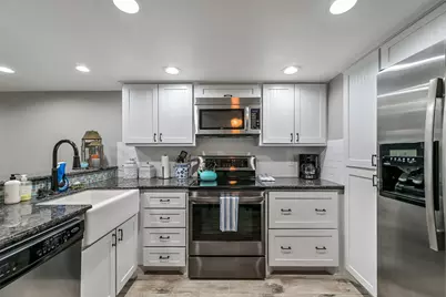 7310 Seawall Boulevard #902/903, Galveston, TX 77551 - Photo 16