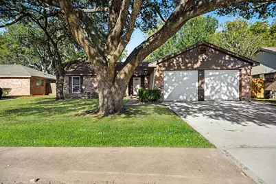 2815 Mayflower Landing Court, Webster, TX 77598 - Photo 1