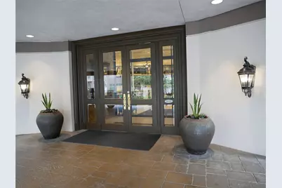 3525 Sage Road #1001, Houston, TX 77056 - Photo 2