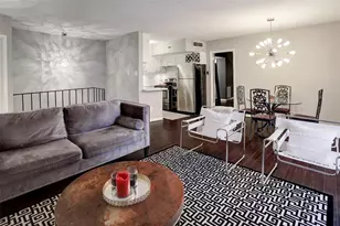 3401 Timmons Ln, Houston, TX 77027 - Photo 2