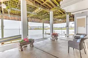 423 Hana Dr, Tiki Island, TX 77554 - Photo 44