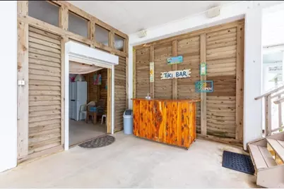 423 Hana Drive, Tiki Island, TX 77554 - Photo 38