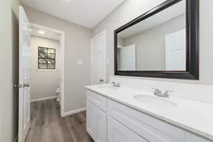 8426 Laurel Trails Dr, Houston, TX 77095 - Photo 26
