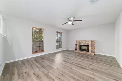 8426 Laurel Trails Drive, Houston, TX 77095 - Photo 18