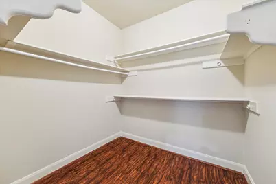 7924 Woodway Drive, Houston, TX 77063 - Photo 32