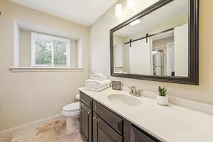 7924 Woodway Dr, Houston, TX 77063 - Photo 30