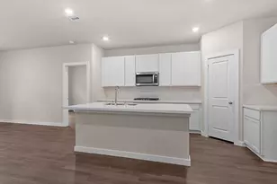 12344 Ridge Top Dr, Conroe, TX 77304 - Photo 4