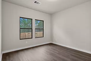 12344 Ridge Top Dr, Conroe, TX 77304 - Photo 14