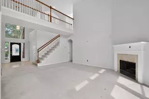 11527 Whittier Bridge Ln, Sugar Land, TX 77498 - Photo 8