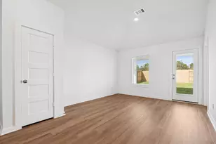 1810 W Stroker Rd, Crosby, TX 77532 - Photo 22