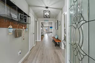 9 S Shore Dr, Galveston, TX 77551 - Photo 2