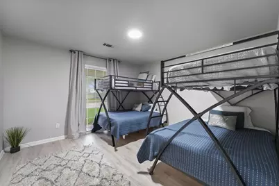 9 S Shore Drive, Galveston, TX 77551 - Photo 18