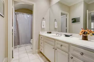 1008 Potomac Dr, Houston, TX 77057 - Photo 10
