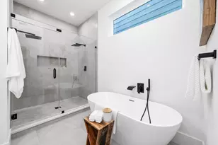 329 N Nagle St, Houston, TX 77003 - Photo 44