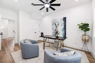 329 N Nagle St, Houston, TX 77003 - Photo 10
