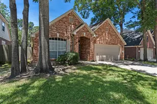 1719 Sandy Trail Ct, Houston, TX 77339 - Photo 2