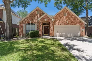 1719 Sandy Trail Ct, Houston, TX 77339 - Photo 1