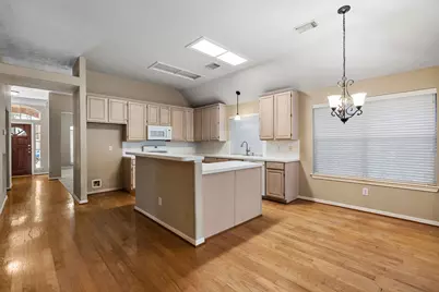1719 Sandy Trail Court, Houston, TX 77339 - Photo 14