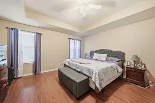 8915 Durham Manor Ln, Houston, TX 77075 - Photo 10
