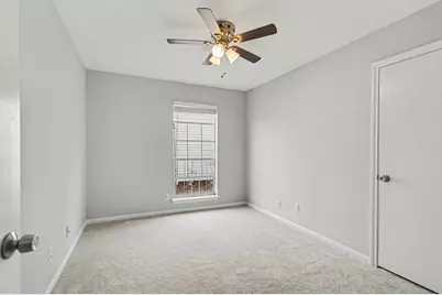 10654 Hazelhurst Drive #28, Houston, TX 77043 - Photo 12