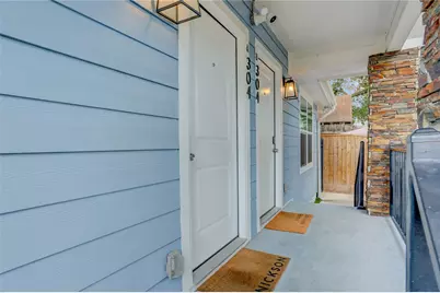 304 Eastwood Street #A/B, Houston, TX 77011 - Photo 8