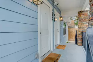 304 Eastwood St, Houston, TX 77011 - Photo 8
