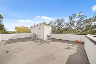 1704 W Tabor St, Houston, TX 77009 - Photo 24