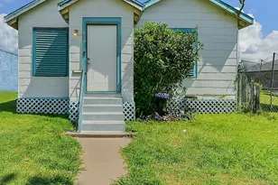 5220 Avenue K, Galveston, TX 77551 - Photo 2