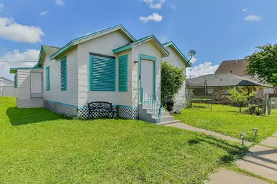 5220 Avenue K, Galveston, TX 77551 - Photo 2