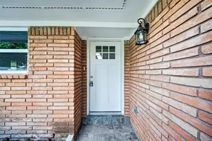 5427 Bliss St, Houston, TX 77017 - Photo 6