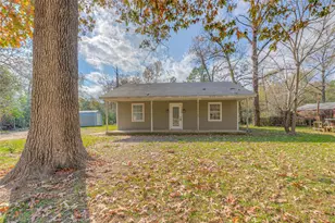 380 Rae Ann Blvd, Livingston, TX 77351 - Photo 2