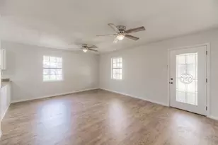 380 Rae Ann Blvd, Livingston, TX 77351 - Photo 6