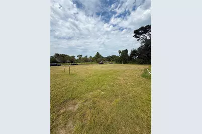 7720 Hoffman Street, Houston, TX 77016 - Photo 1
