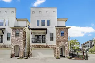 744 W 24th St, Houston, TX 77008 - Photo 1