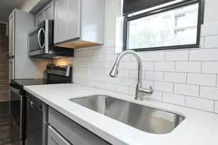 5504 La Branch St, Houston, TX 77004 - Photo 4