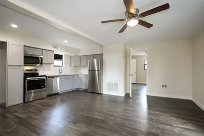 5504 La Branch Street #16, Houston, TX 77004 - Photo 2