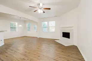 28603 Hidden Lake W, Magnolia, TX 77354 - Photo 4