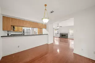 8100 Cambridge St, Houston, TX 77054 - Photo 10