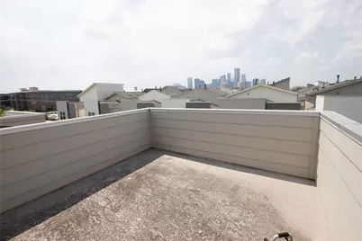 2779 Clinton Dr, Houston, TX 77020 - Photo 16