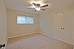 2074 Shadow Rock Dr, Houston, TX 77339 - Photo 14