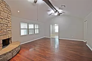 2074 Shadow Rock Dr, Houston, TX 77339 - Photo 10