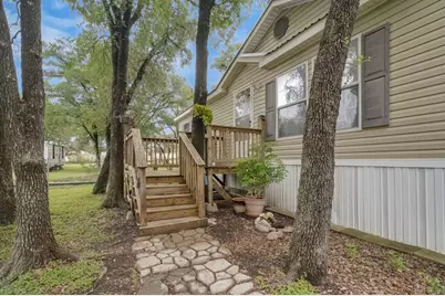 302 N Buffalo Avenue, Cedar Park, TX 78613 - Photo 2