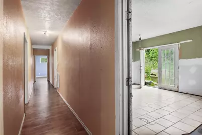4717 17th Street, Bacliff, TX 77518 - Photo 4