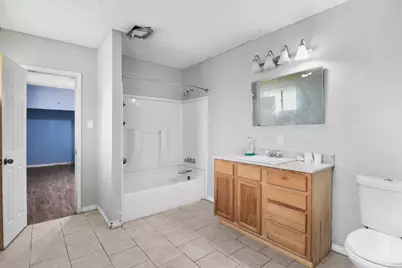 4717 17th Street, Bacliff, TX 77518 - Photo 6
