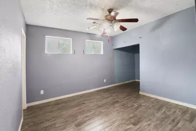 4717 17th Street, Bacliff, TX 77518 - Photo 8