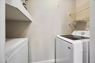 7575 Kirby Dr, Houston, TX 77030 - Photo 16