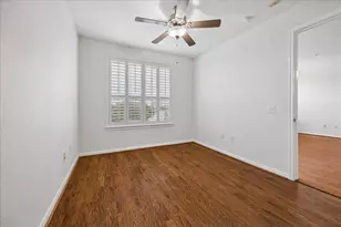 7575 Kirby Dr, Houston, TX 77030 - Photo 8