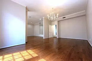 2813 Saint St, Houston, TX 77027 - Photo 12