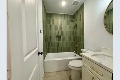 808 Oakhurst Street #2, Houston, TX 77023 - Photo 10